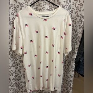 Old Navy White T-Shirt with Flag Print worn once
